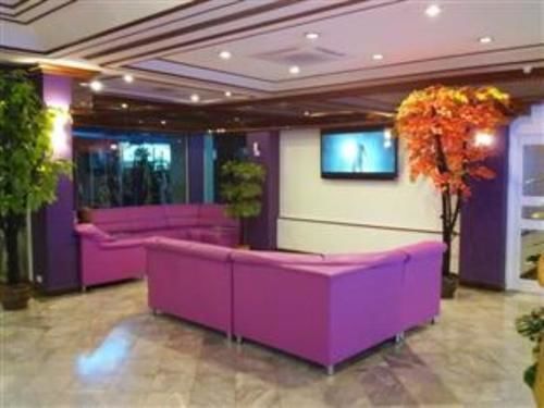 Merlin Grand Hotel Hatjaj Kültér fotó